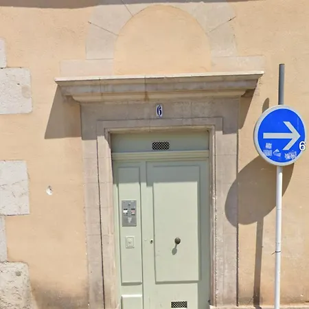 Moderne Au Coeur De Toulon